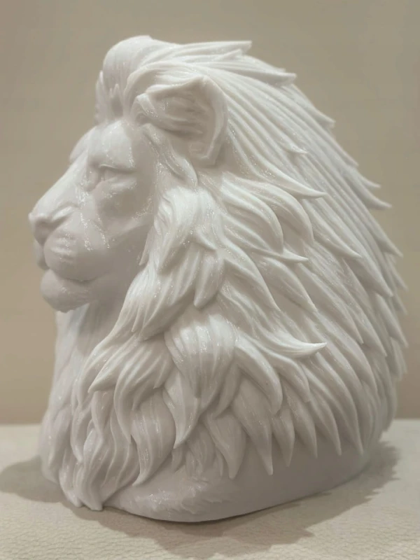 Krolewski-Lew-Potega-i-Majestat-w-Twoim-Domu-Druk-3D-Wysokosc-produktu-25-cm.jpg