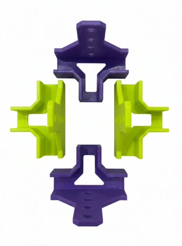 Zestaw-4-uchwytow-stolarskich-TEOWNIK-18mm-4-otwory-Fi8-trzecia-reka-M.jpg